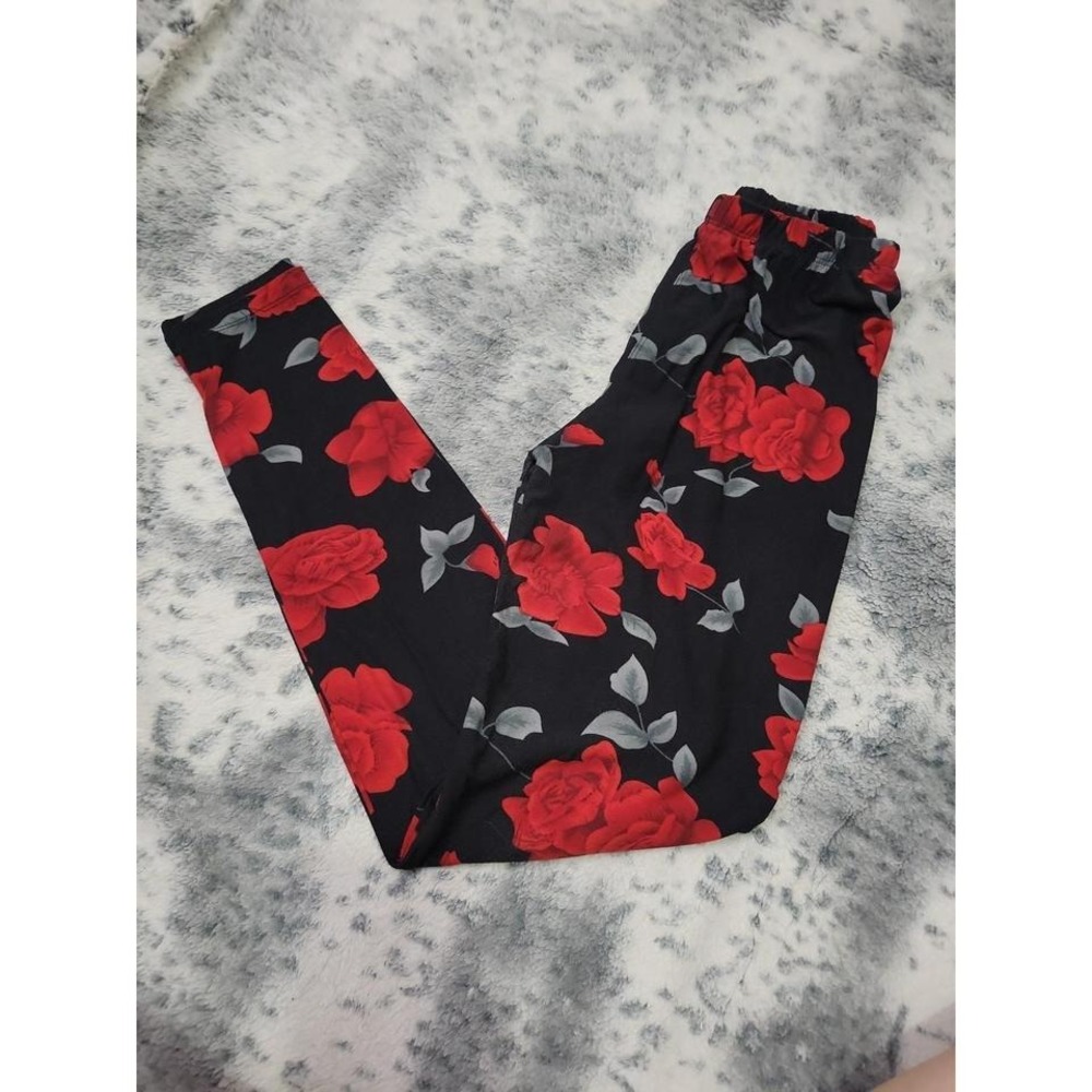Black Leggings with roses